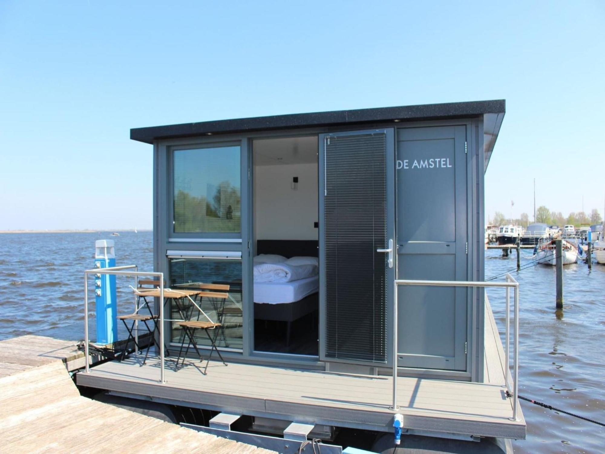 Modern Houseboat With Air Conditioning Located In Marina Uitgeest Zewnętrze zdjęcie